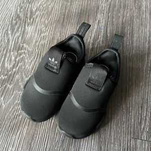 Adidas kids shoe